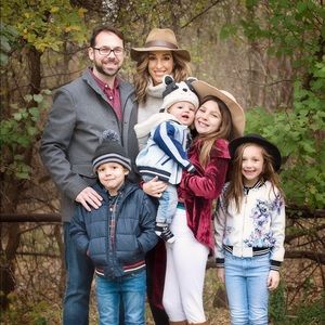 Meet your Posher, Nina